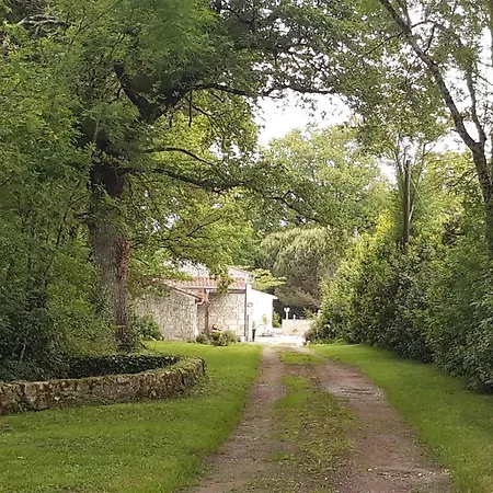 Domaine De - * Fontcouverte (Charente-Maritime)